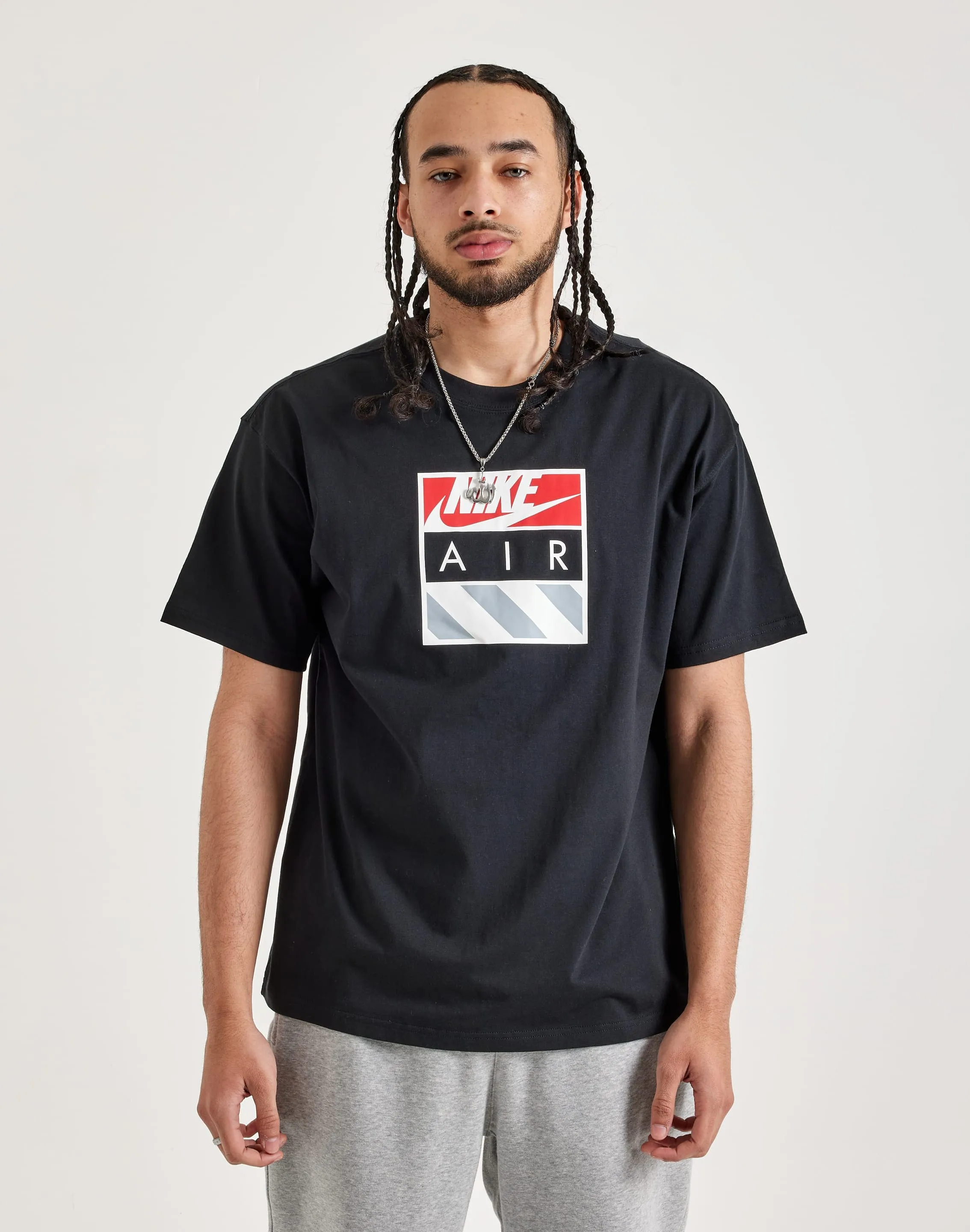 Activewear gear Nike Max90 Tee Fashion influencers' recommendations