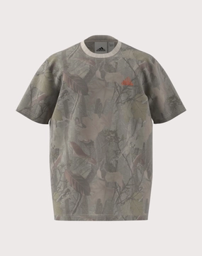 Activewear gear Adidas SST Camo Tee Bohemian style items