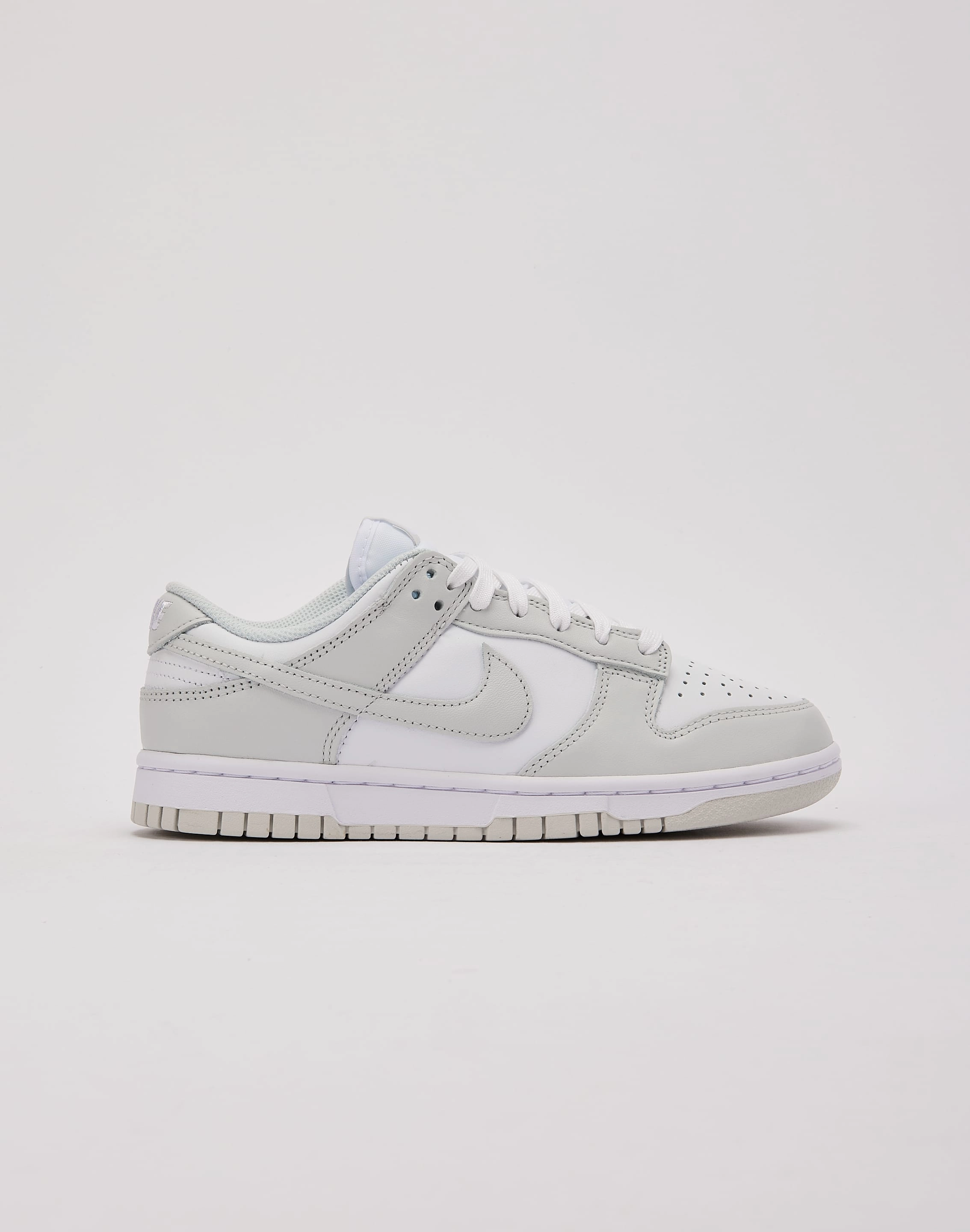 Beachwear items Nike Dunk Low Fashion museums