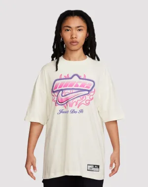 Best - selling fashion Nike Sportswear Oversized Tee Party wear