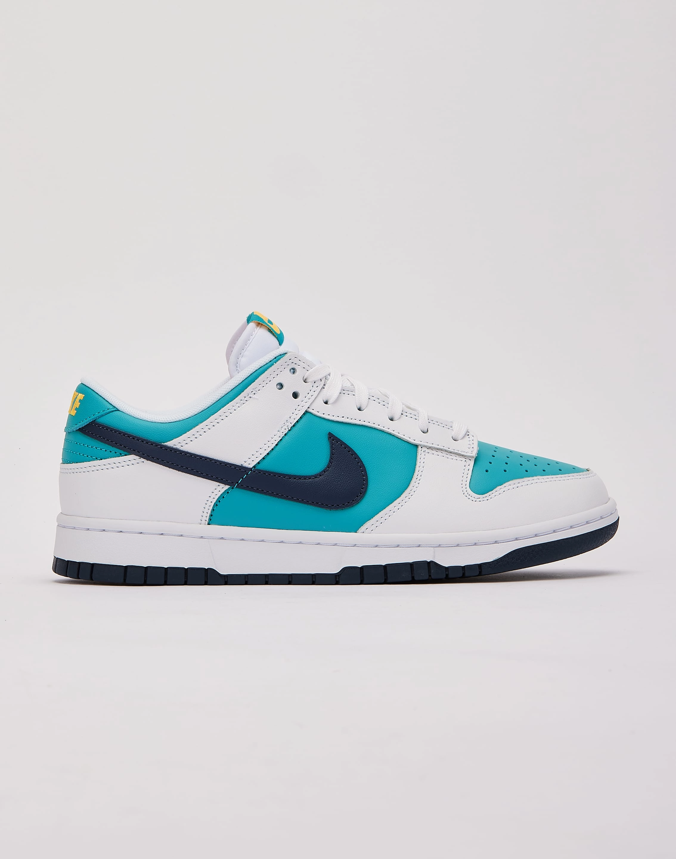 Bohemian style items Nike Dunk Low Fashion storage (wardrobes, hangers, etc.)