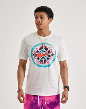 Budget - friendly fashion Nike Graphic Tee Retro fashion finds