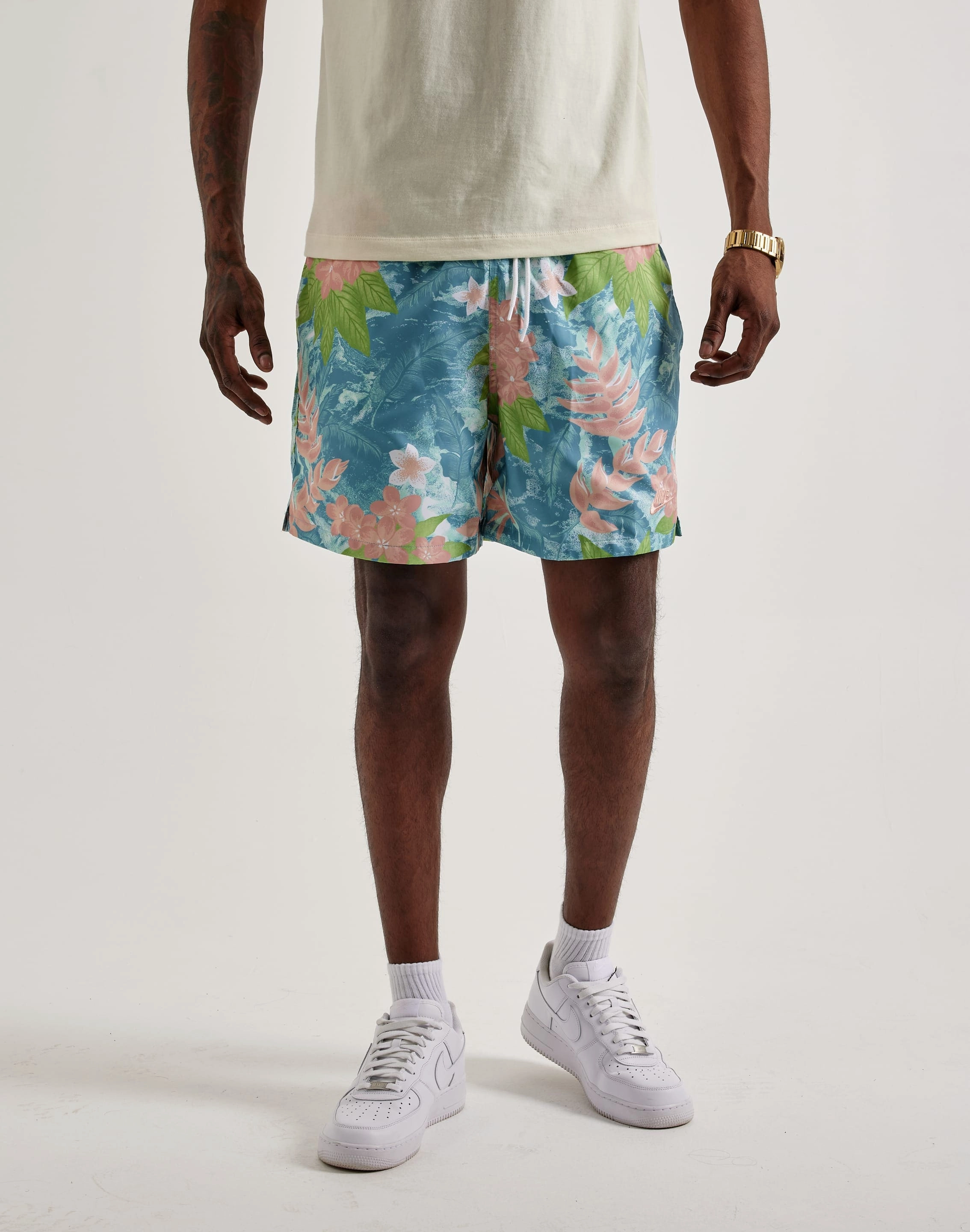 Business casual wear Nike Club Flow Shorts Fashion on sale