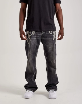 Clothing and accessories True Religion Bad Weather Big T Flame Billy Jeans Fashion must - haves
