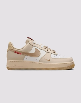 Clothing types Nike Air Force 1 '07 LX Fashion exhibitions