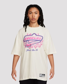 Evening wear Nike Sportswear Oversized Tee Minimalist fashion