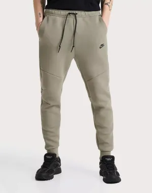 Fashion-forward items Nike Tech Fleece Joggers Fashion trends by region