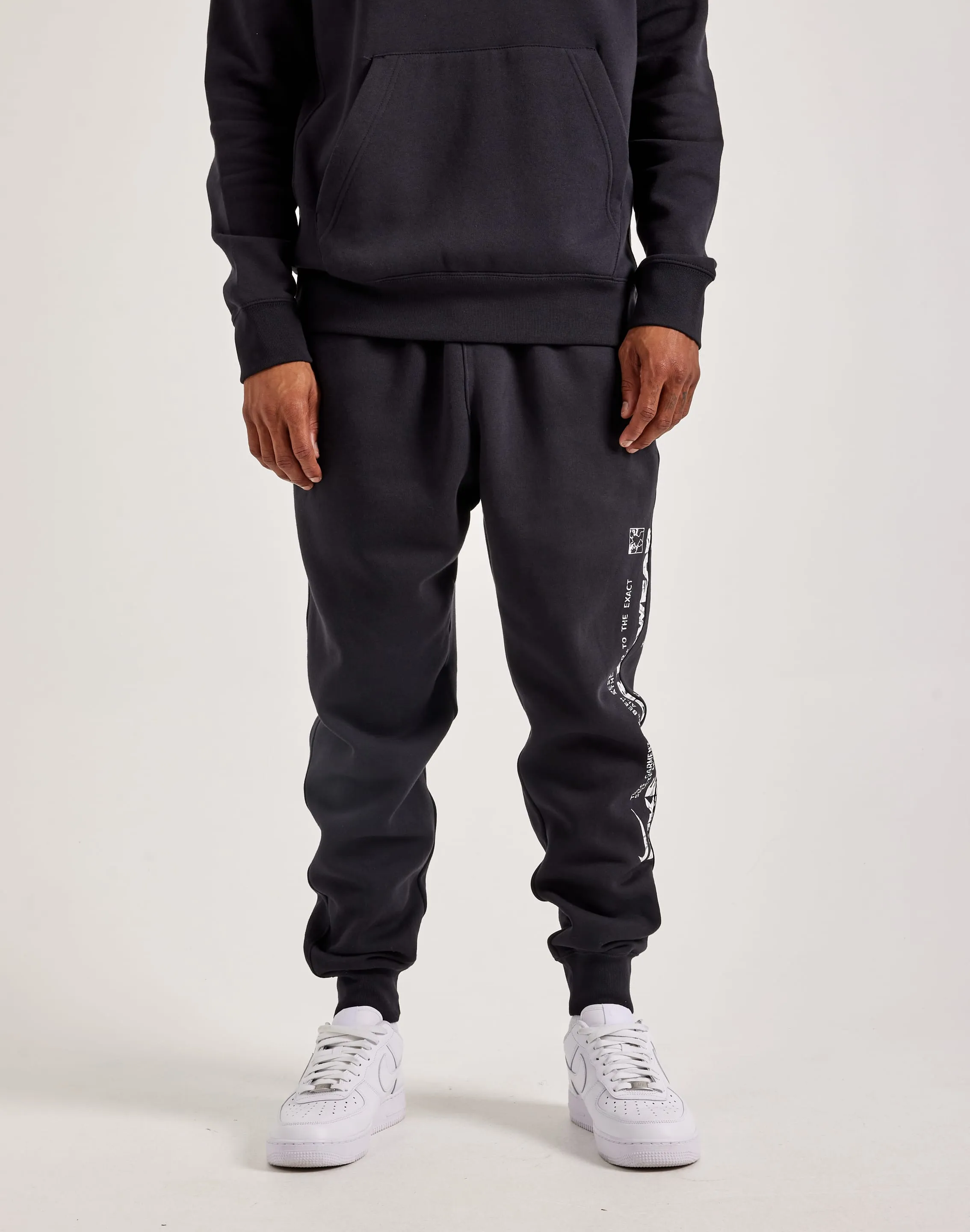 Everyday wear Nike Club JDI Joggers Denim products