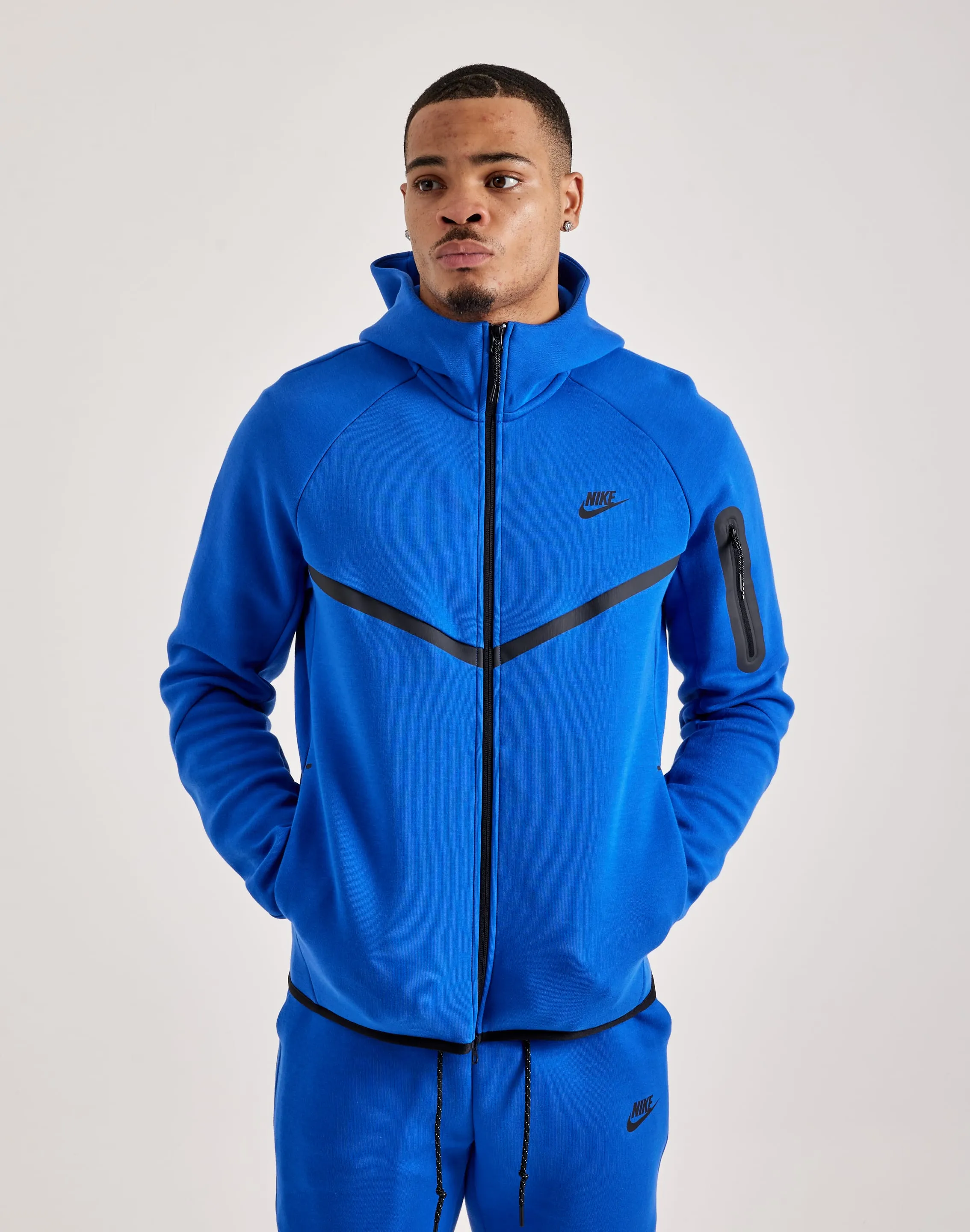 Fashion trends Nike Tech Fleece Windrunner Full-Zip Hoodie Fashion-forward items