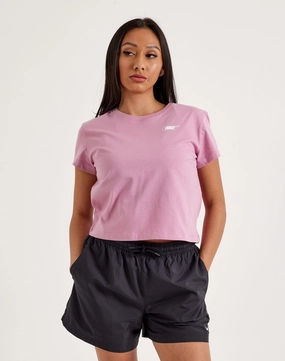 Fashion bloggers' picks Nike Club Tee Fashion boutiques