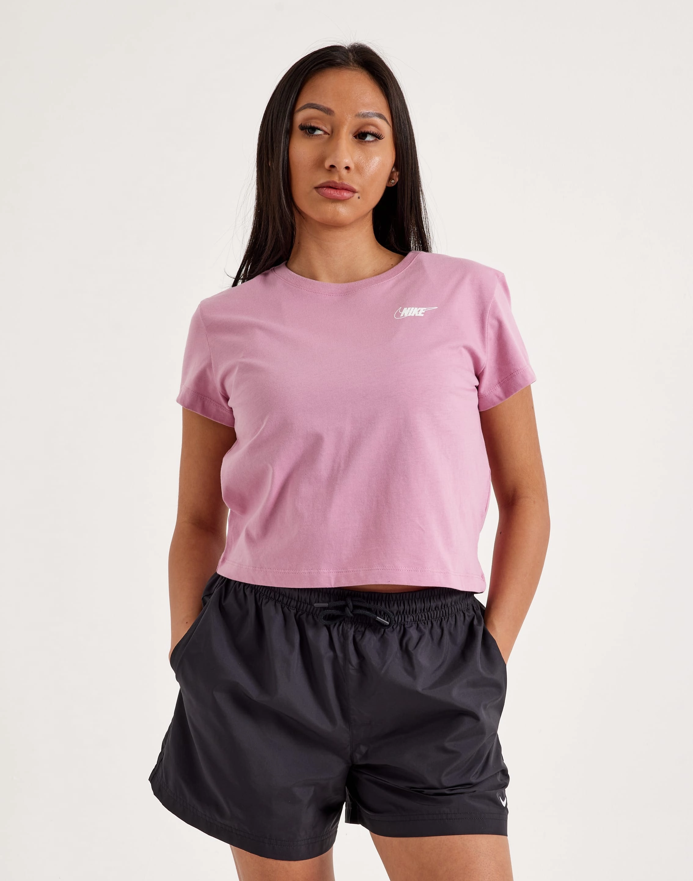 Fashion bloggers' picks Nike Club Tee Fashion boutiques