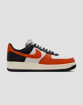 Fashion catalog Nike Air Force 1 Low LV8 Classic fashion pieces