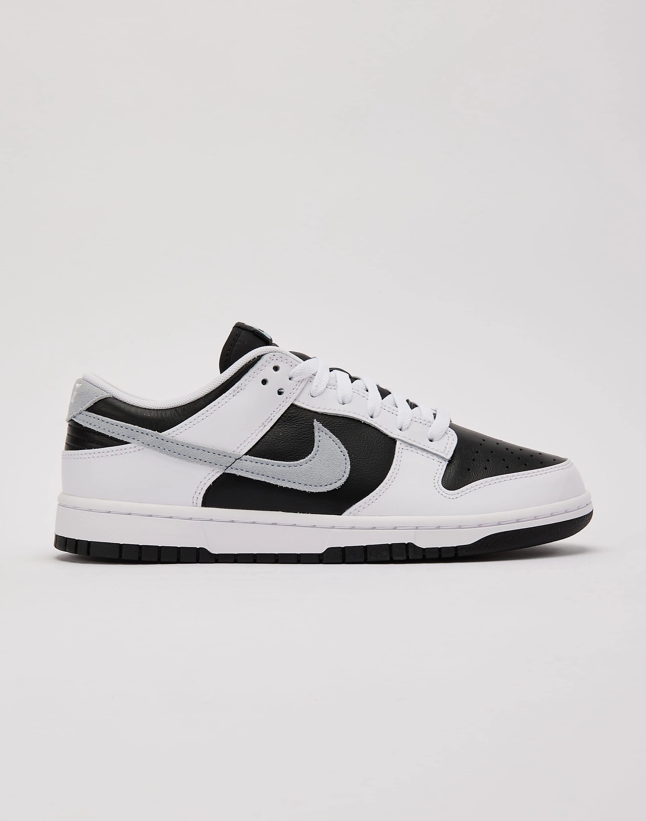 Fashion essentials Nike Dunk Low Online fashion shopping