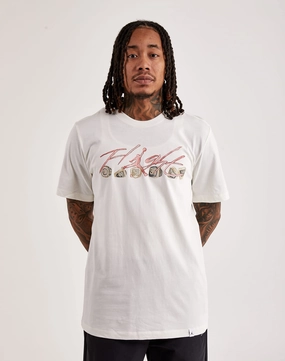 Fashion influencers' recommendations Jordan Flight Essential Rings Tee Denim products