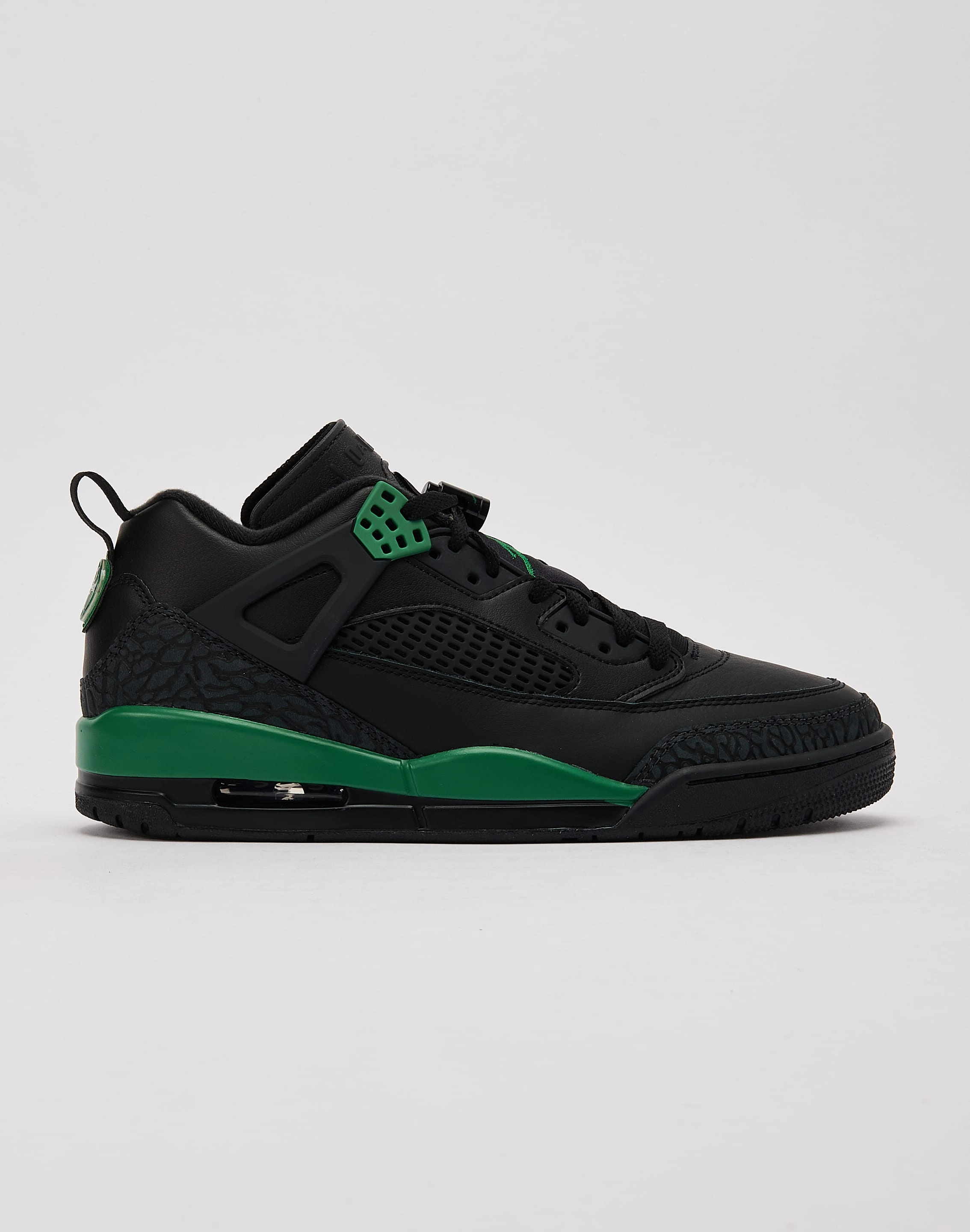 Fashion influencers' recommendations Jordan Spizike Low New fashion arrivals