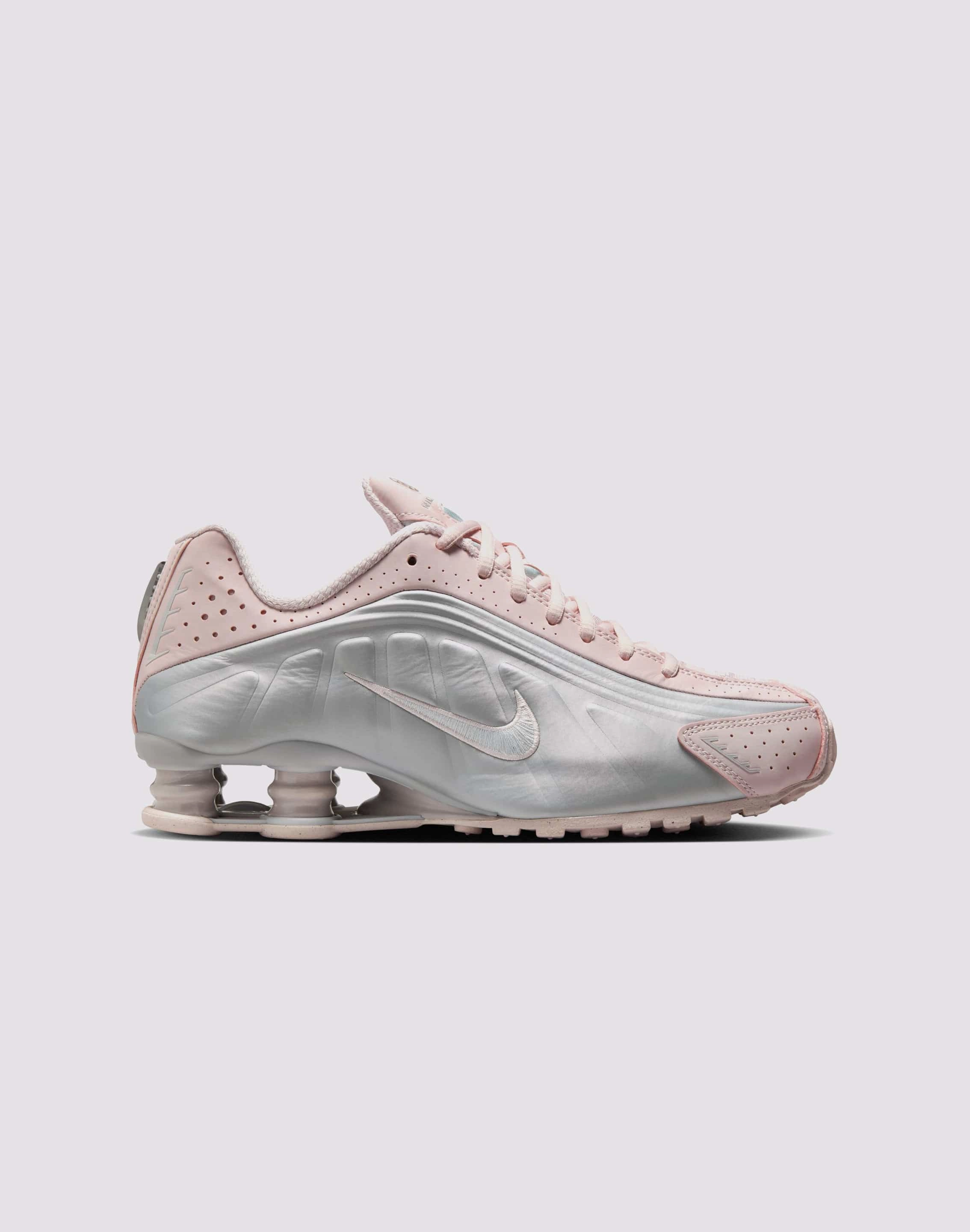 Fashion inspiration Nike Shox R4 "Barely Rose/Mtlc Platinum" Affordable fashion