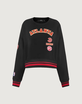 Fashion lookbook Pro Standard Atlanta Hawks Retro Classic Rib Crewneck Lace - detailed fashion