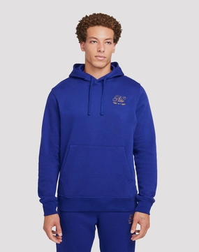 Fashion photography Nike Sportswear Club Fleece Pullover Hoodie Fashion for all body types