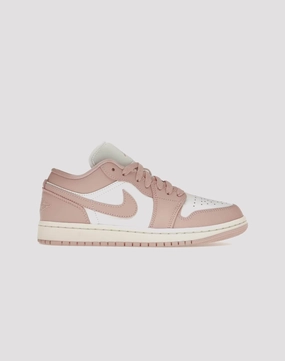 Jordan Air Jordan 1 Low Fashion for all body types Wool - sourced fashion