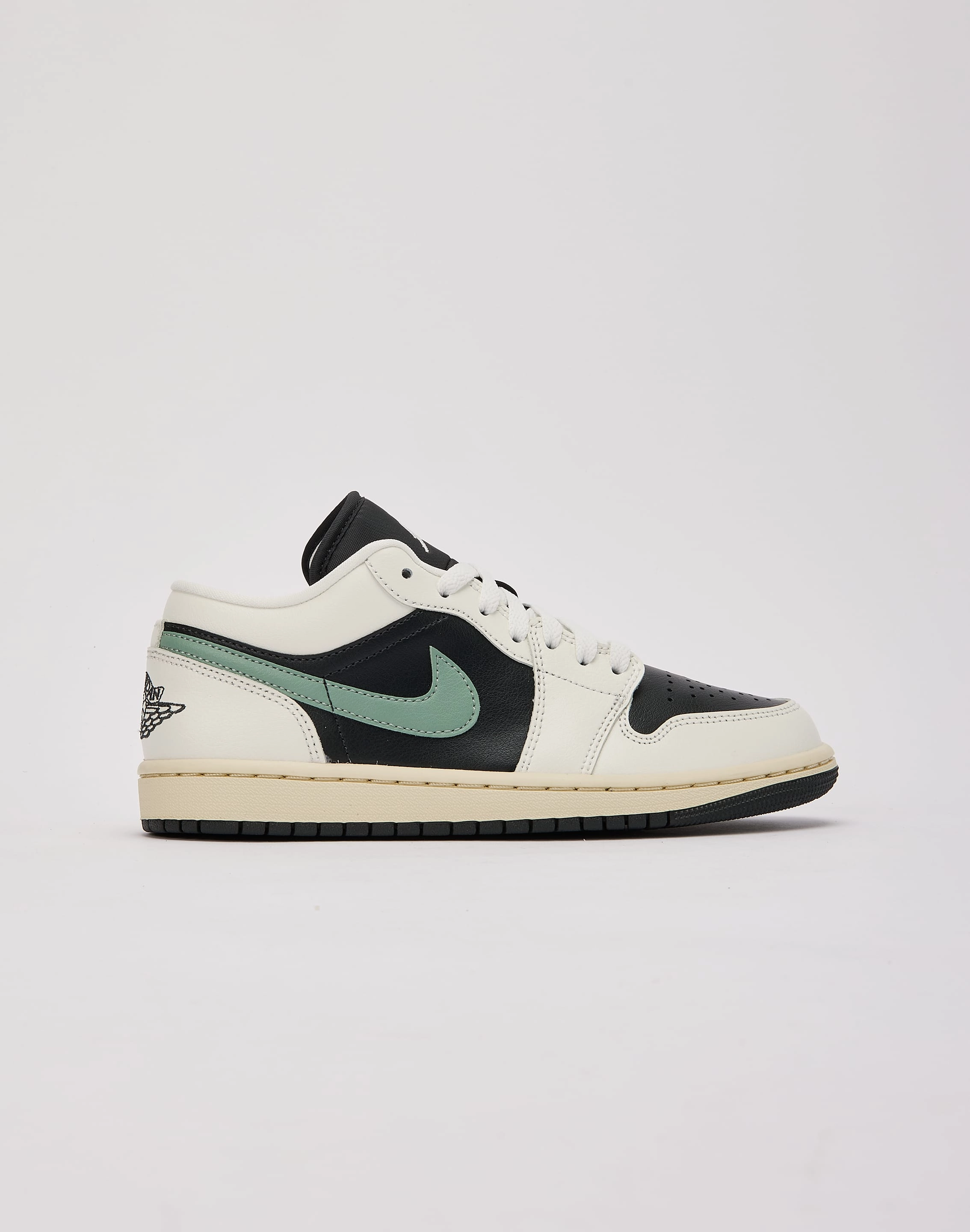 Jordan Air Jordan 1 Low Fashion photography Online fashion shopping