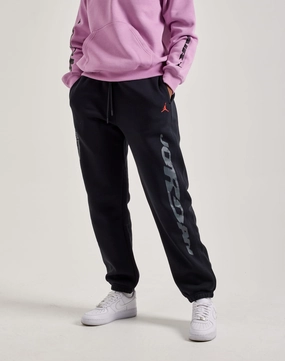 Jordan Brooklyn Fleece Pants Classic fashion pieces Budget - friendly fashion