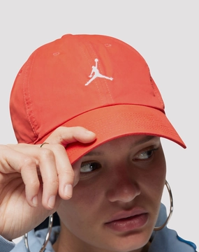 Jordan Club Jumpman Red Hat Fashion shows Fashion influencers' recommendations