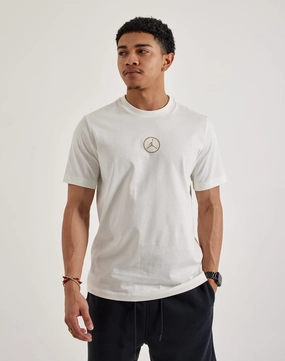 Jordan Flight Essentials Tee Fashion influencers' recommendations Fashion storage (wardrobes, hangers, etc.)