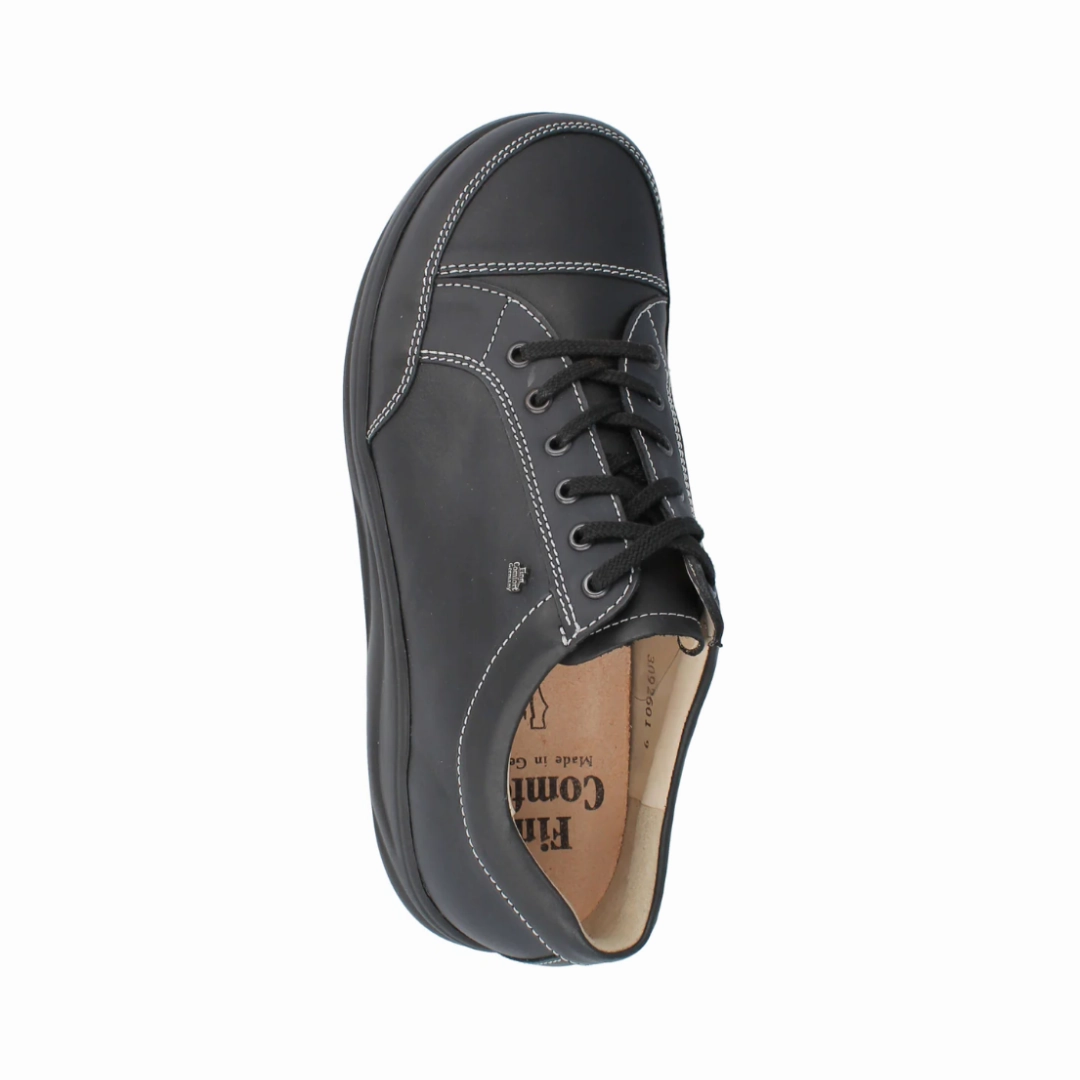 Men's Huelva - Black (Regular Width)
