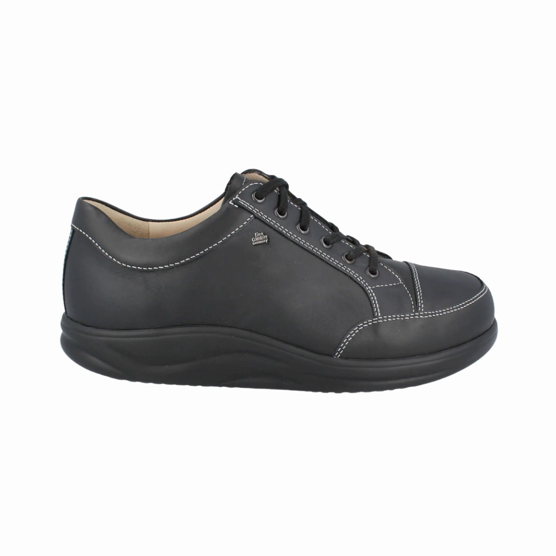Men's Huelva - Black (Regular Width)
