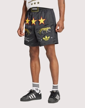 Military - inspired fashion Adidas Originals In The Ring Graphic Shorts Fashion models