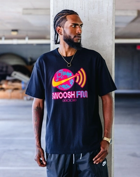 Military - inspired fashion Nike Max90 Tee Fashion lookbook