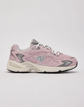 New Balance 725v1 Fashion bloggers' picks Fashion storage (wardrobes, hangers, etc.)