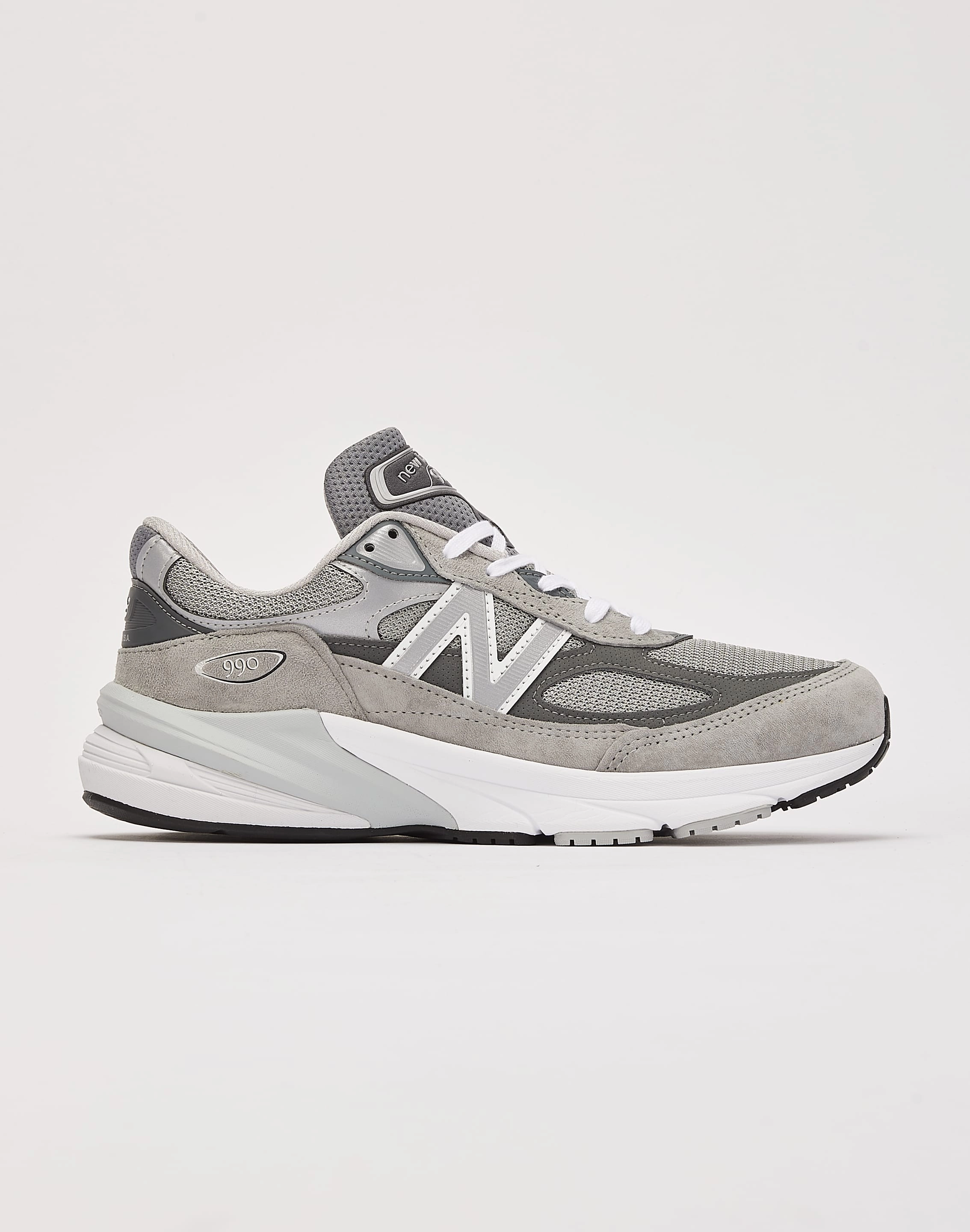 New Balance 990v6 Printed fashion Fashion advice