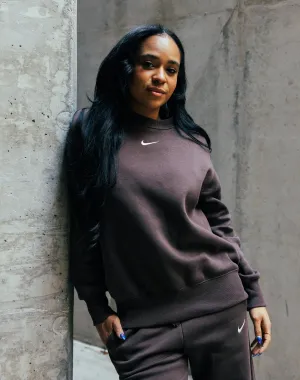 Nike Phoenix Fleece Oversized Crewneck Sweatshirt Fashion trends by region Preppy style items