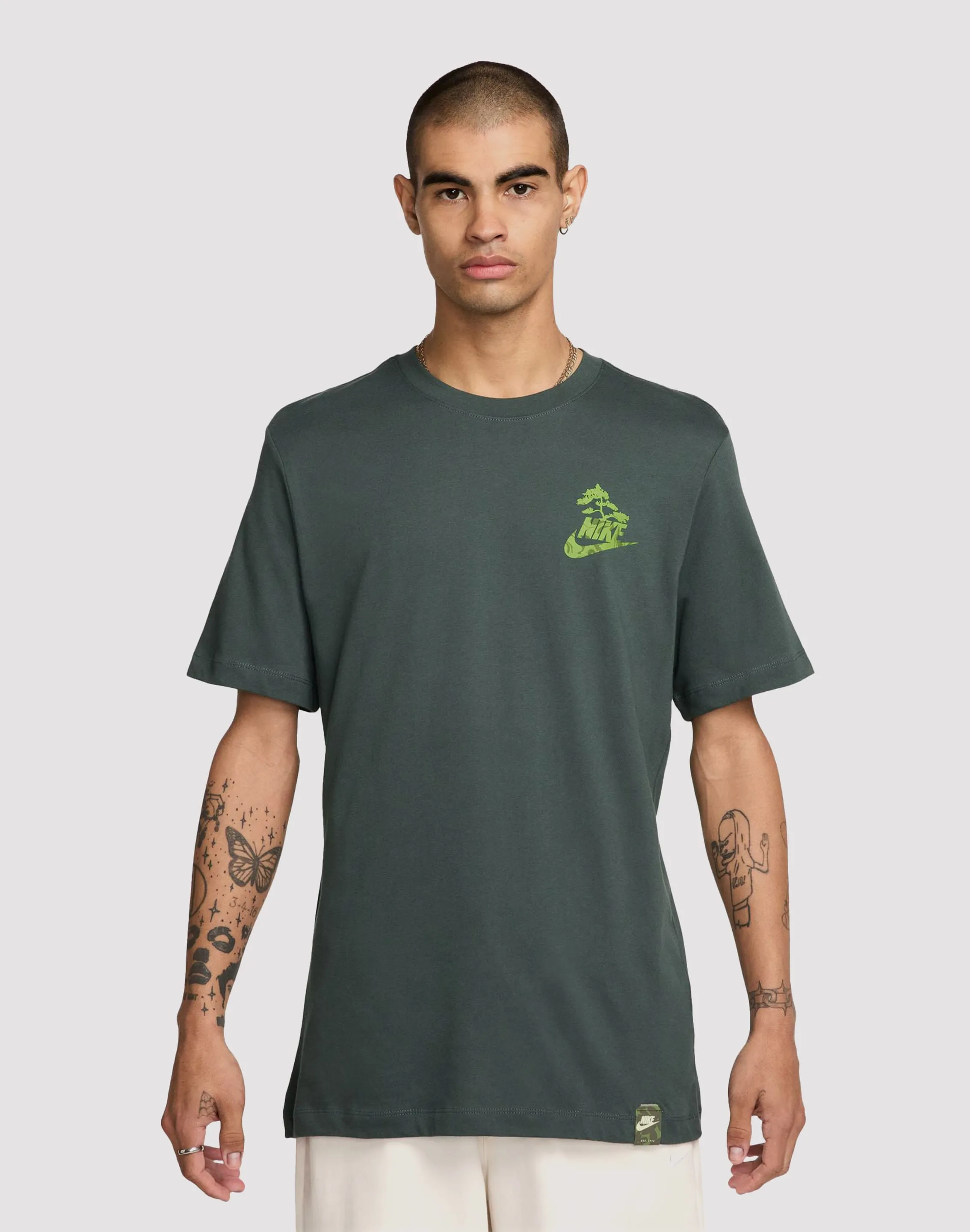 Nike Sportswear Club Green Tee Fashion influencers' recommendations Sustainable fashion