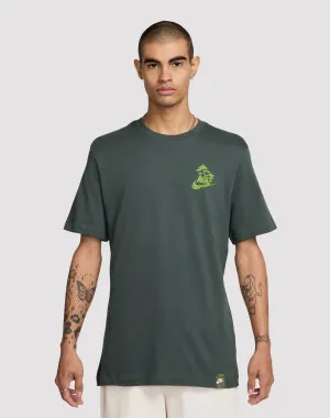Nike Sportswear Club Green Tee Fashion influencers' recommendations Sustainable fashion