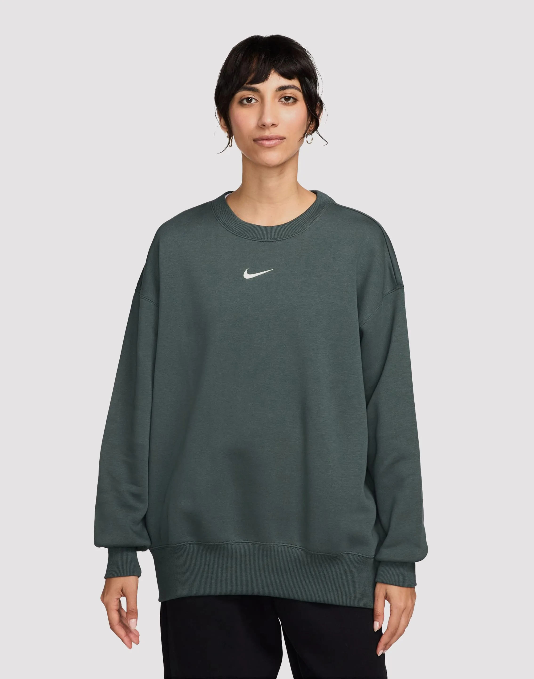 Nike Sportswear Phoenix Fleece Oversized Crewneck Sweatshirt Budget - friendly fashion Sustainable fashion practices