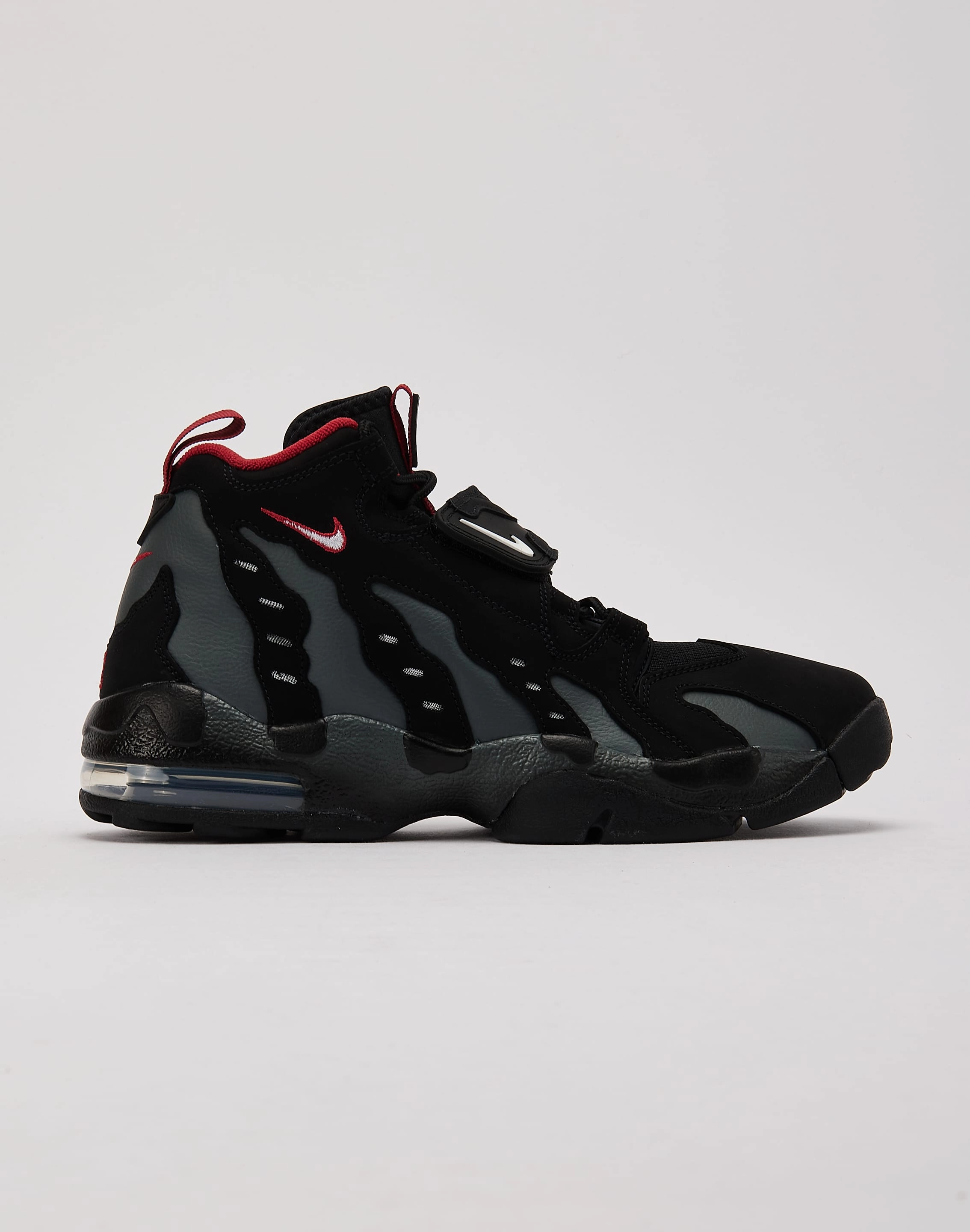 Nike Air DT Max '96 'Falcons' Ethical fashion choices Business casual wear