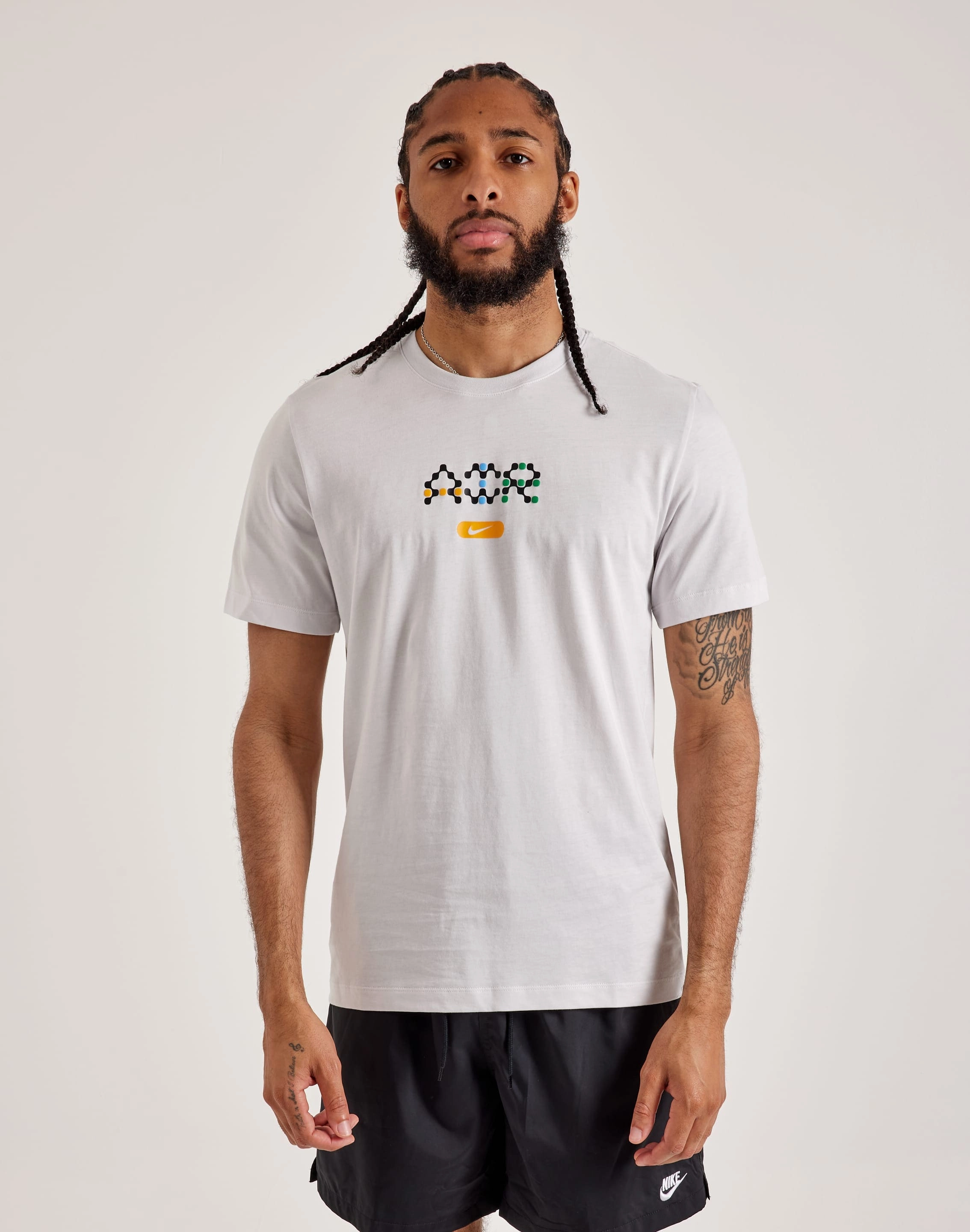 Wardrobe staples Nike Air Tee Fashion swaps