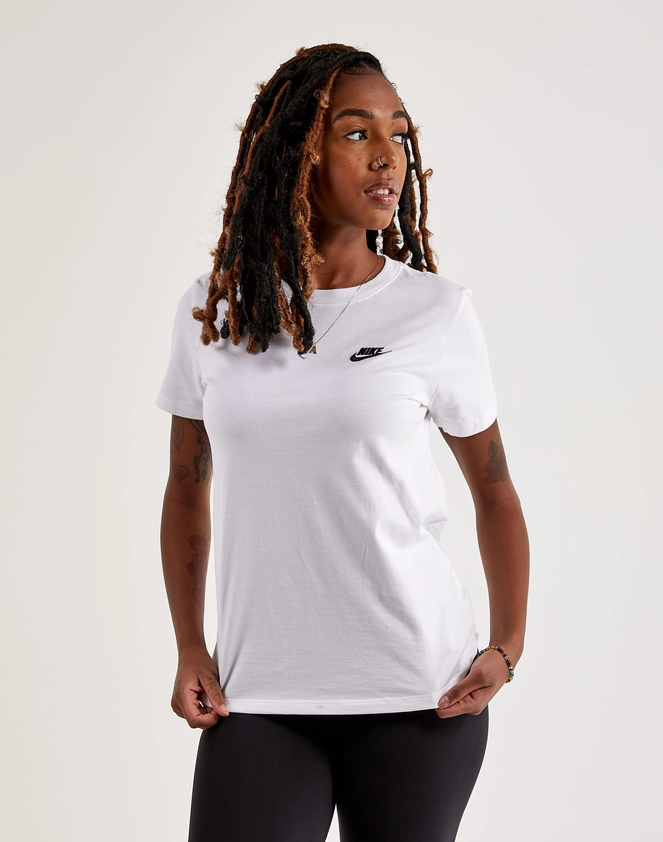 Nike Club Tee Embroidered fashion Fashion bloggers' picks