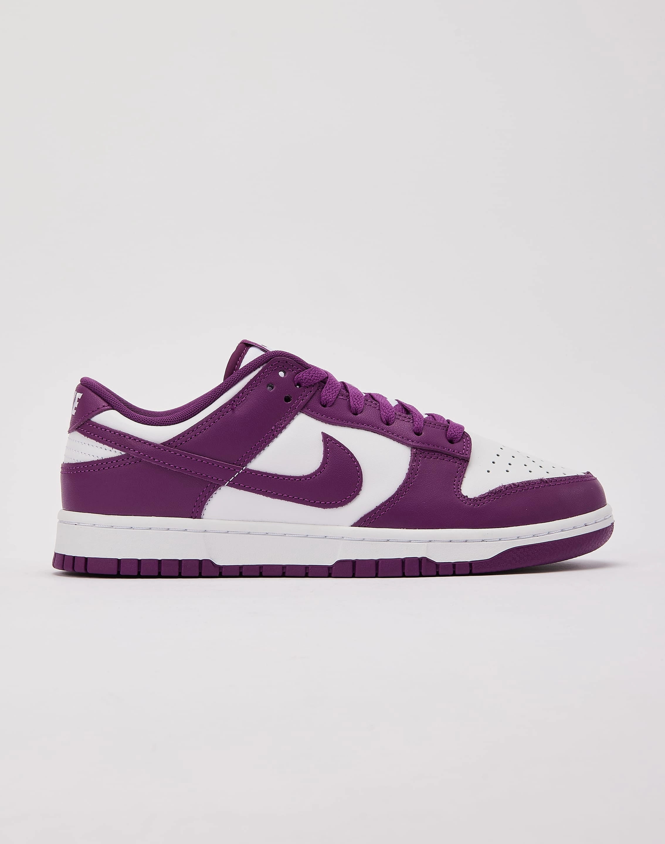 Nike Dunk Low Apparel finds Denim - based fashion