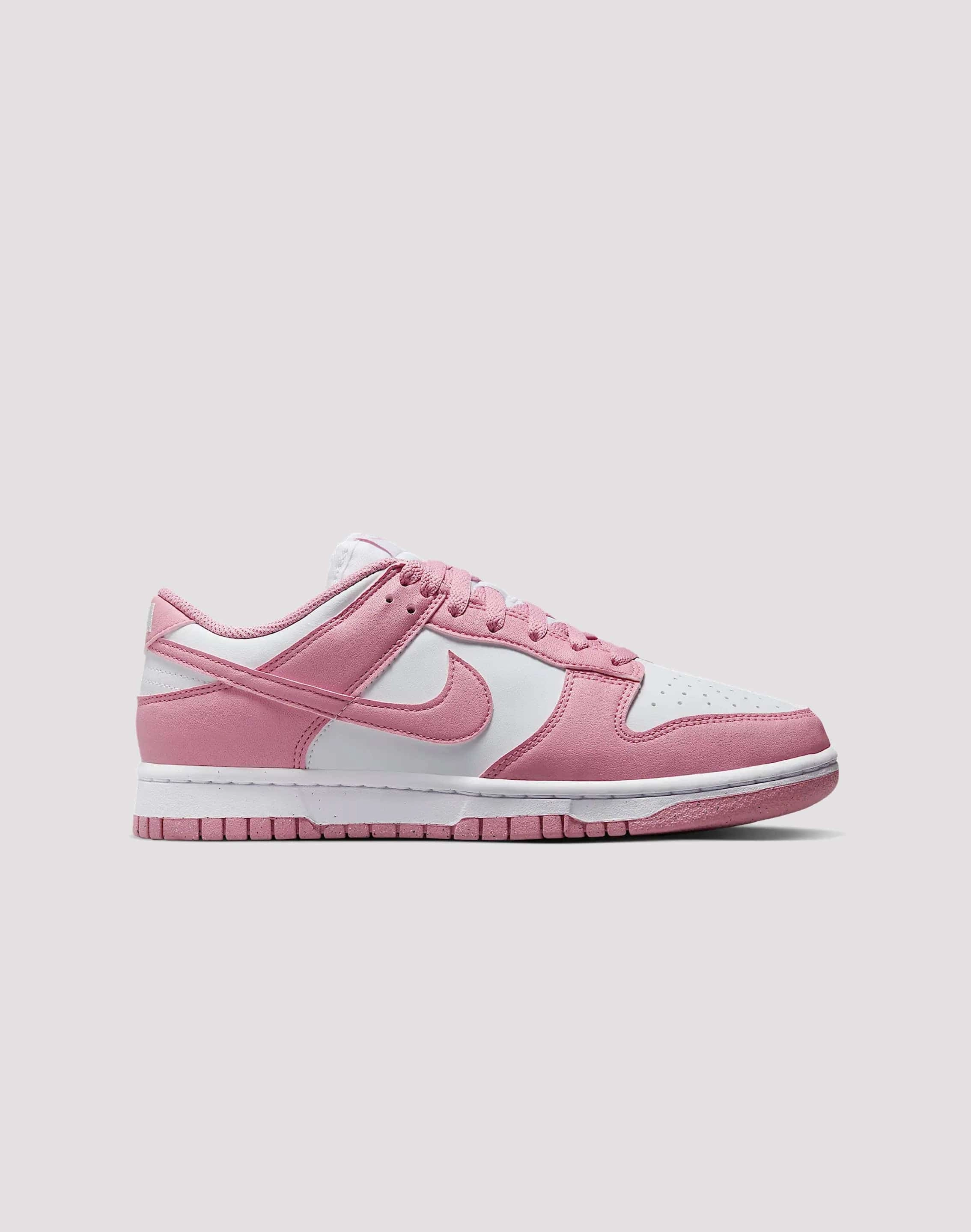 Nike Dunk Low Next Nature Fashion must - haves Fashion essentials