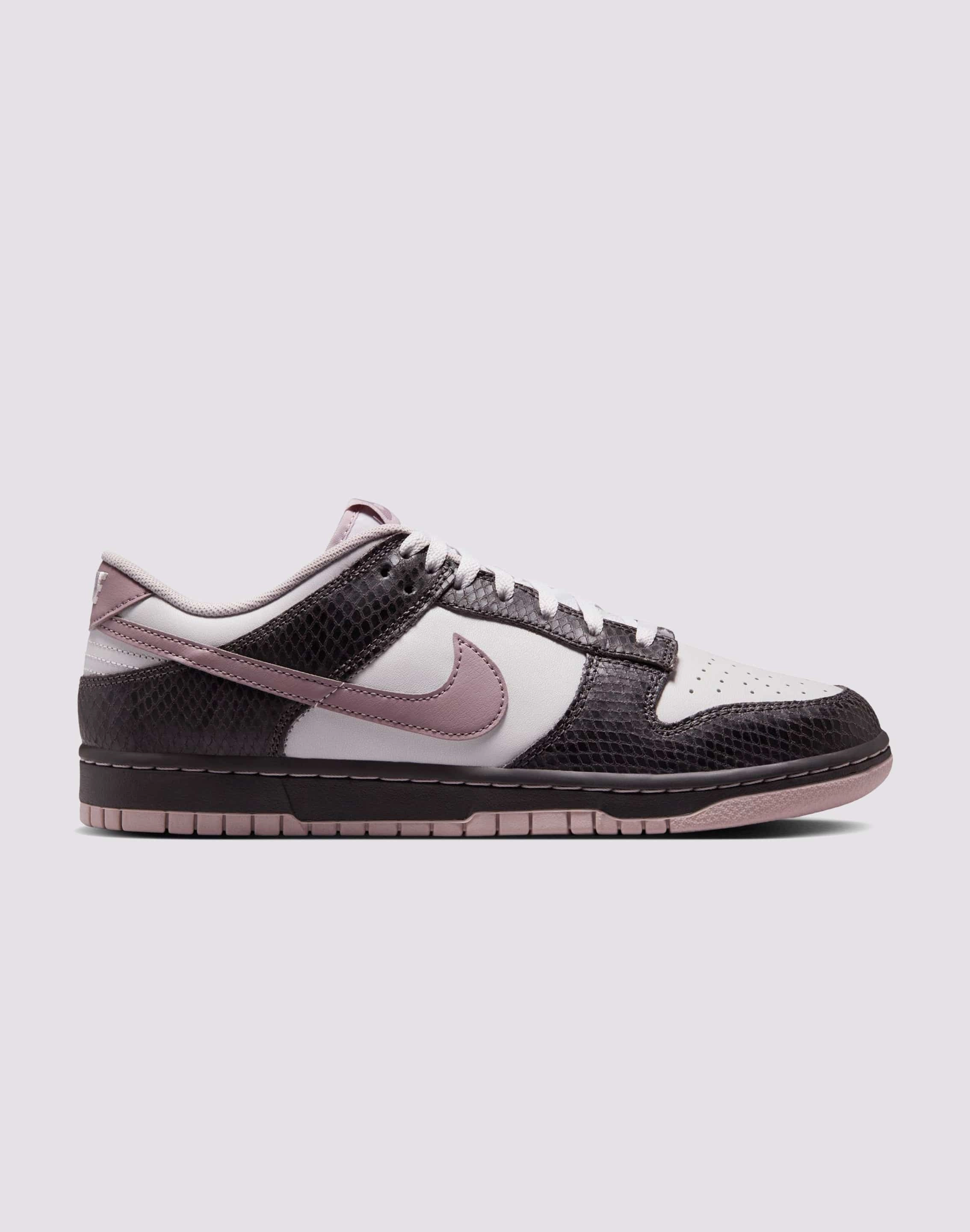 Nike Dunk Low "Medium Ash/Taupe Grey/Vast Grey" Denim - based fashion Stylish products