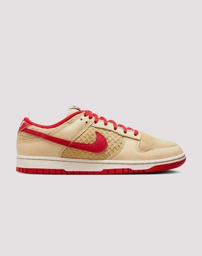 Nike Dunk Low Retro SE "Strawberry Waffle" Wool - sourced fashion Nylon - included fashion