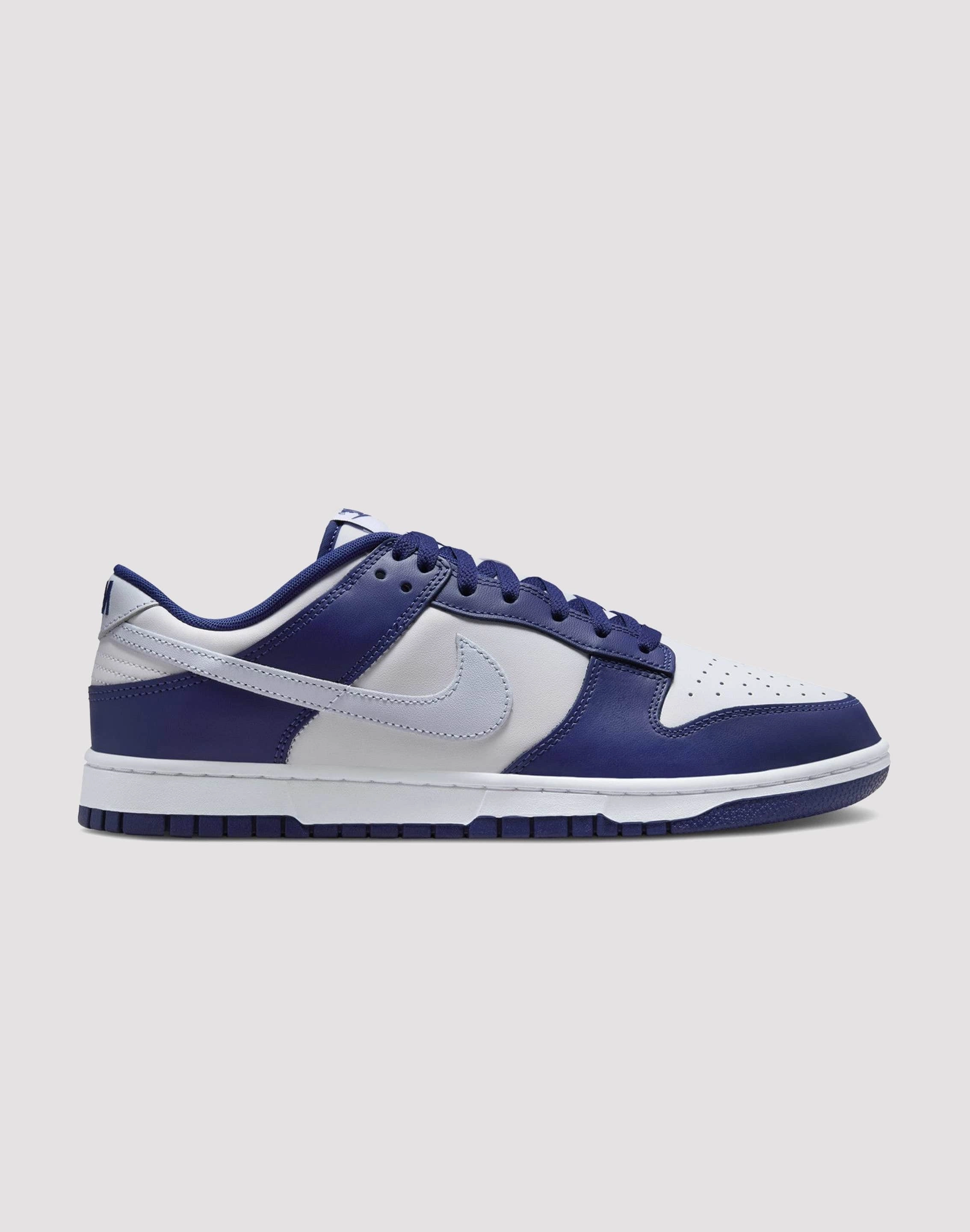 Nike Dunk Low Style statements Fashion culture
