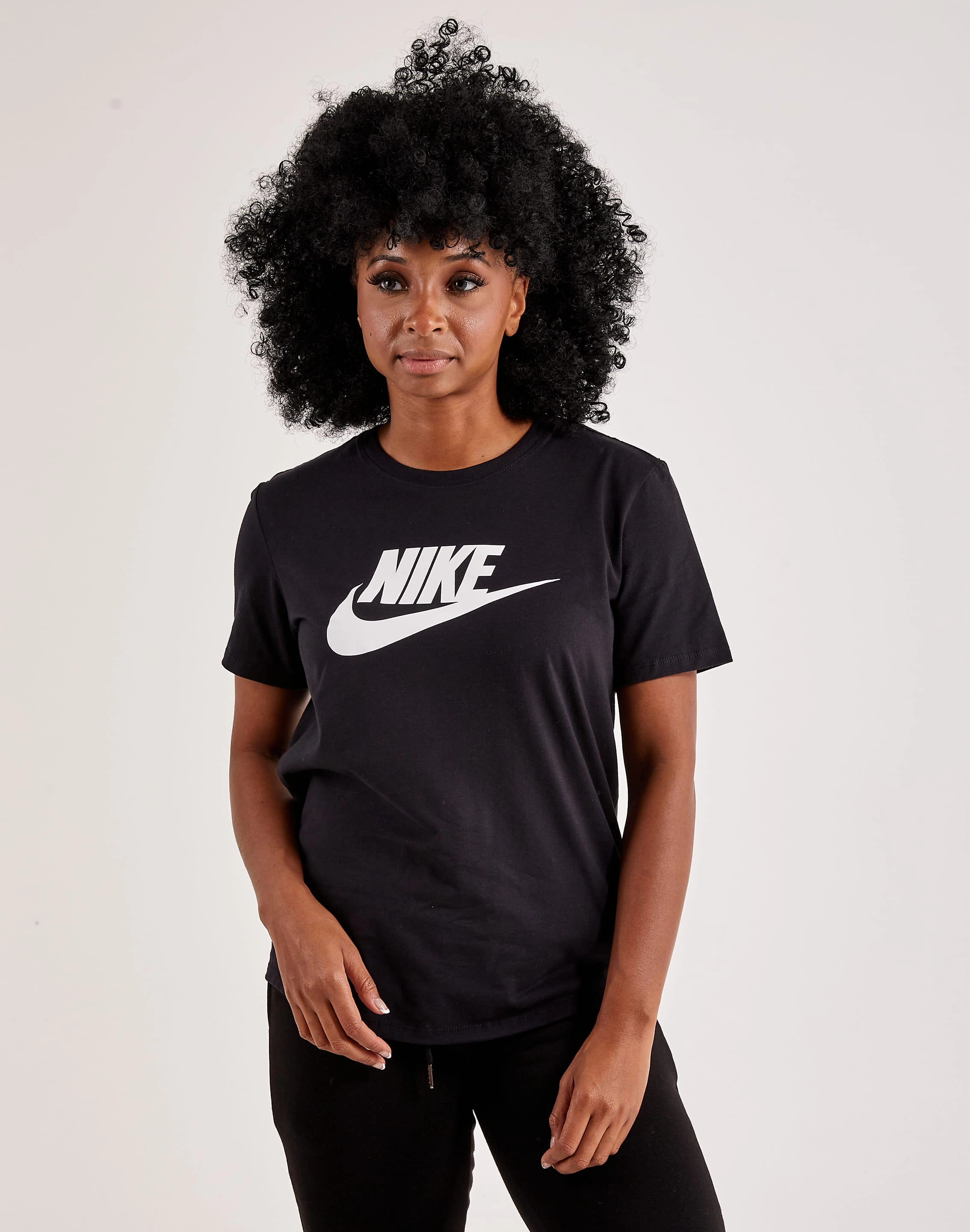 Nike Essential Icon Futura Tee Fashion technology Free shipping offers