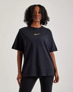 Nike Loose Graphic Tee Clothing prices Fashionable goods