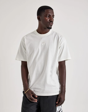 Nike Premium Essentials Tee Workwear options Preppy style items