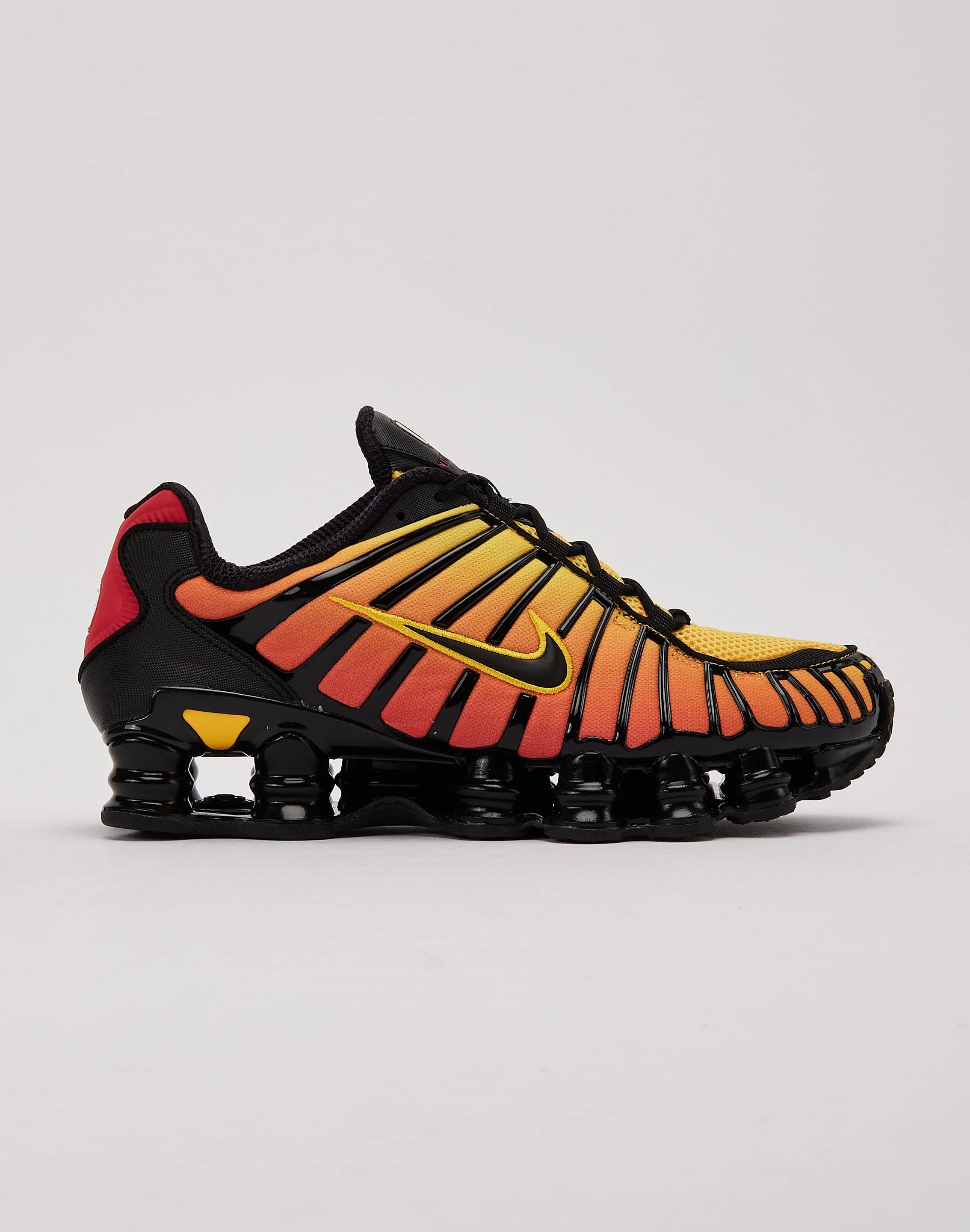 Nike Shox TL Fashion trends by region Seasonal wear