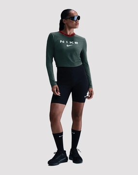 Nike Sportswear Chill Knit Slim Long-Sleeve Cropped Graphic Tee Fashion subscription services Fashion rental